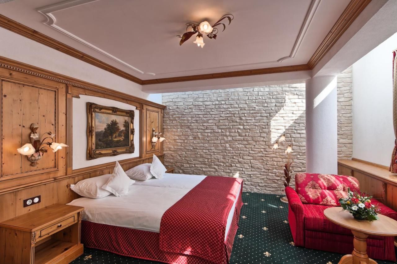 Отель Mercure Sighisoara Binderbubi Hotel & Spa Сигишоара
